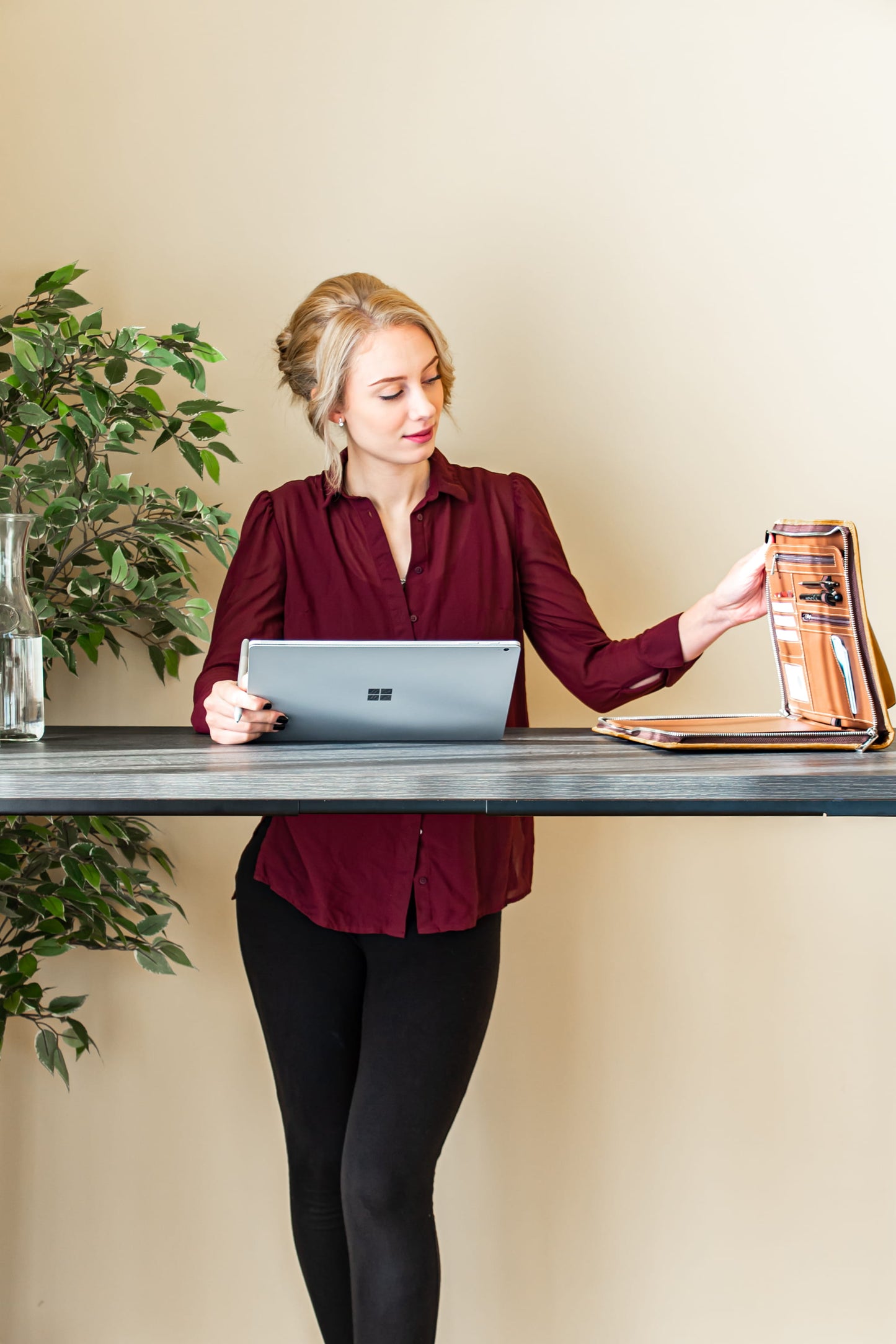 Smart Stand Pro - 1400mm Wide Electric Height Adjustable Standing Desk